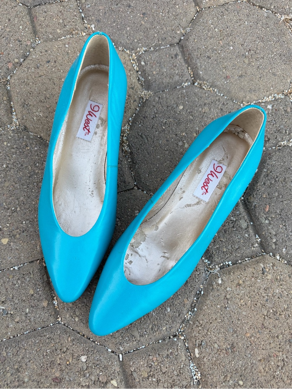 Nine West Turquoise Pointed Toe Flats